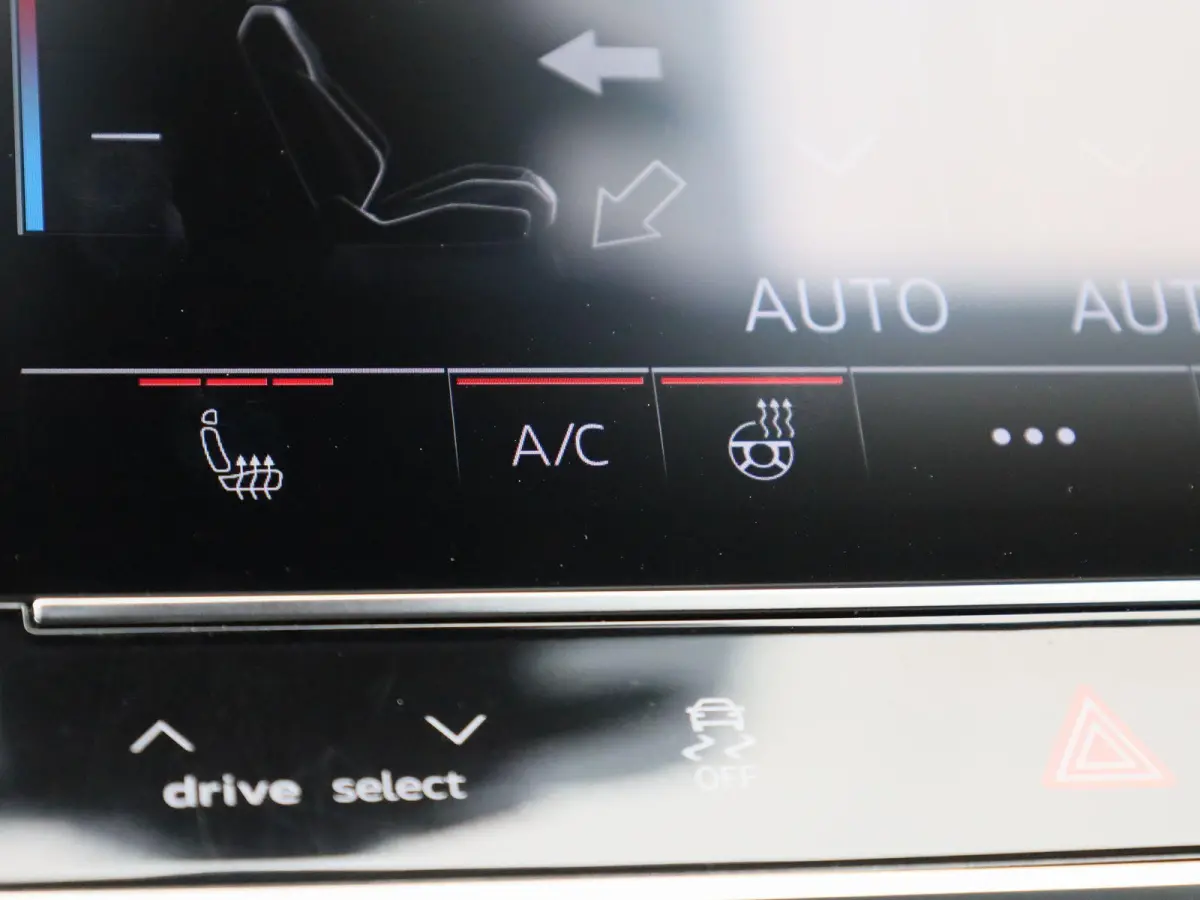 60 TFSI e quattro Pro Line S Competition | Adaptive cruise control | Luchtvering | Dodehoekdetectie | Bang & Olufsen Premium 3D | 360 graden camera | Head-up display | Elektr. voorstoelen ge