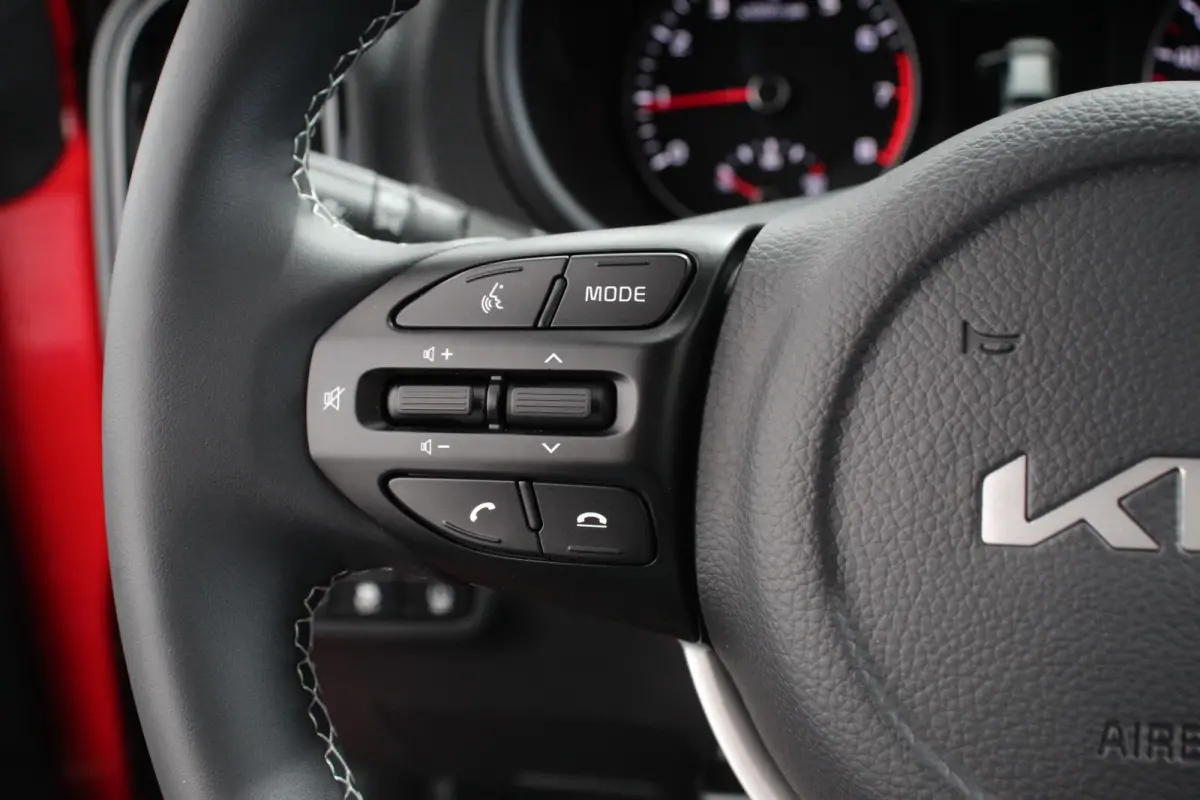 1.0 DPi DynamicLine Automaat Navigatie Apple Carplay/Android Auto Airco Camera Lichtmetalen velgen Cruise Control