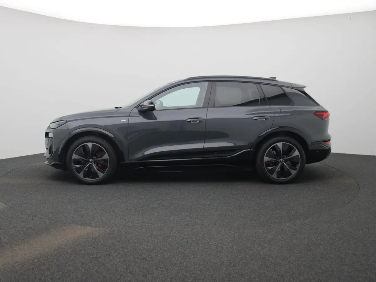 edition quattro 100 kWh | Adaptive cruise control | Luchtvering | Dodehoekdetectie | Stuurverwarming | Bang & Olufsen Premium 3D | 360 graden camera | MMI-bijrijdersscherm | Elektrisch inste
