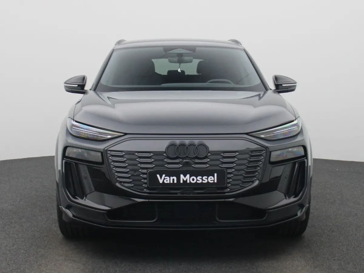 edition quattro 100 kWh | Adaptive cruise control | Luchtvering | Dodehoekdetectie | Stuurverwarming | Bang & Olufsen Premium 3D | 360 graden camera | MMI-bijrijdersscherm | Elektrisch inste