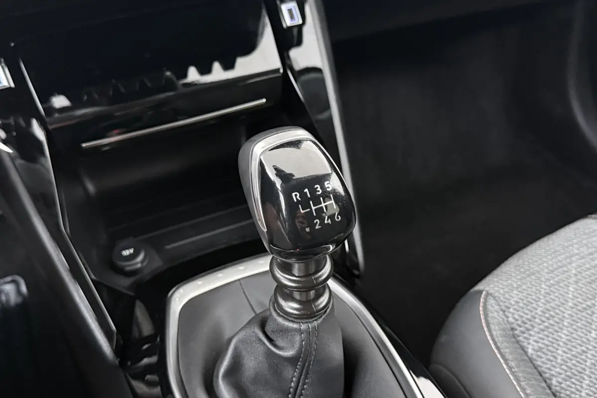 1.2T 101 PK Allure Carplay Cruise LED