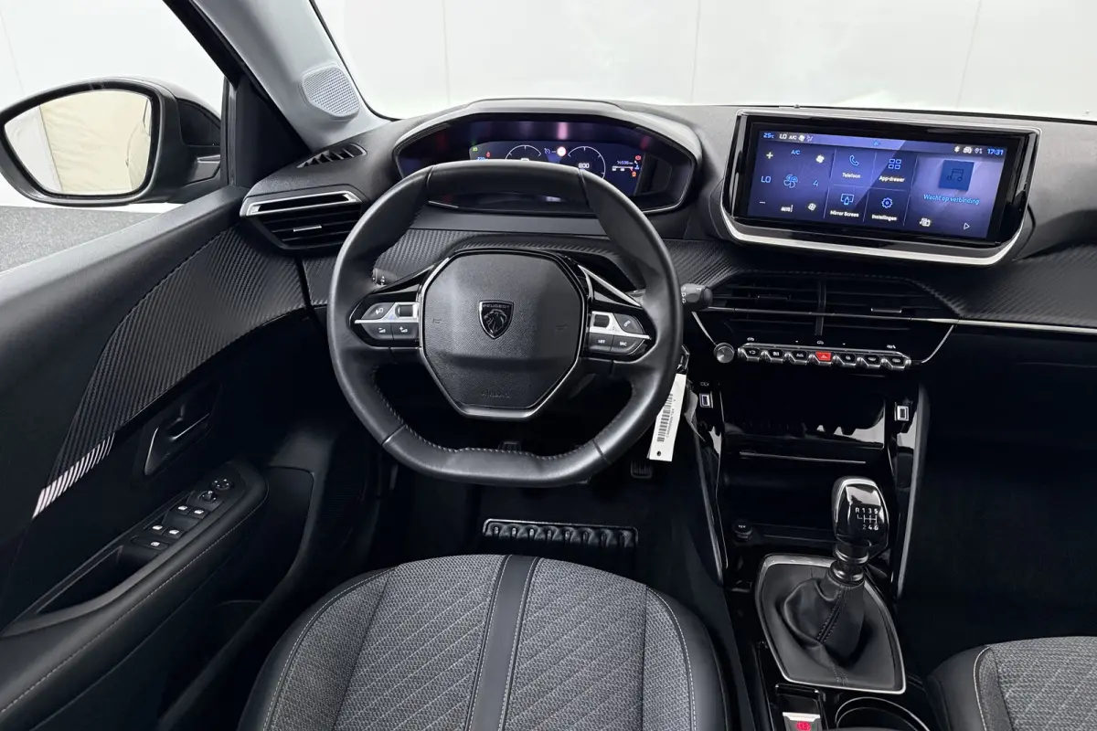 1.2T 101 PK Allure Carplay Cruise LED