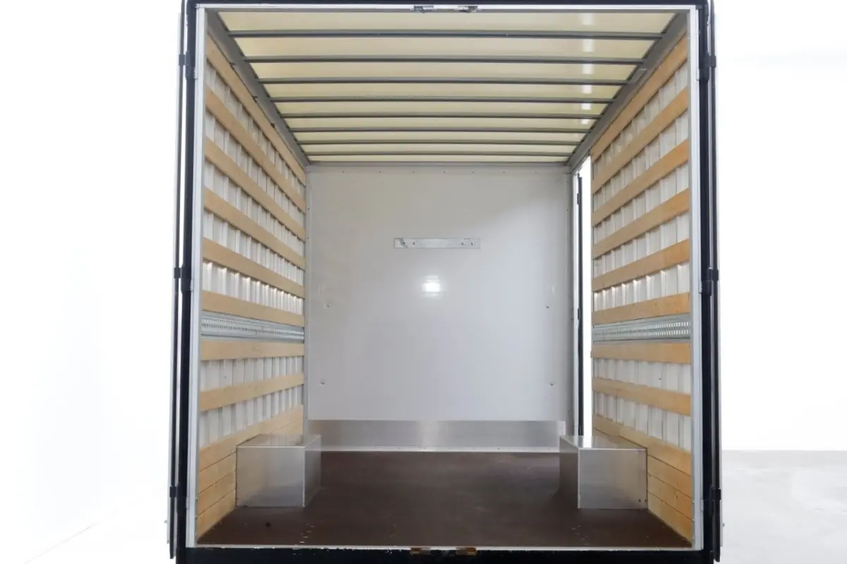 T35 2.3 DCI 150pk E6 Durisotti Lowliner Bakwagen met deuren 1251kg laadverm. 09-2020