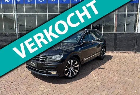 1.4 TSI SOUND Business R-Line **PANO + TREKH + LEDER + MEMORY**