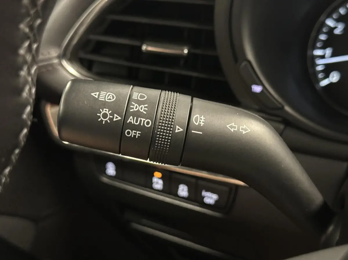 2.0 e-SkyActiv-X M Hybrid 186 Comfort CAMERA TREKHAAK CARPLAY NAVI ECC CRUISE.