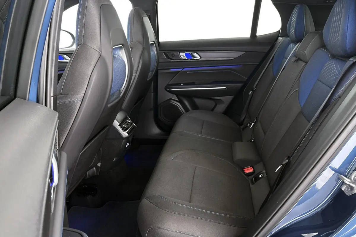 1.5 PHEV SOH 99% Panoramadak Stoelverwarming 360-Camera