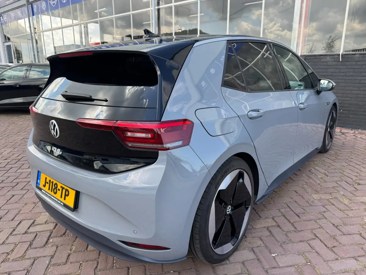 First Plus 58 kWh **CARPLAY + KEYLESS + CAMERA + THAAK**