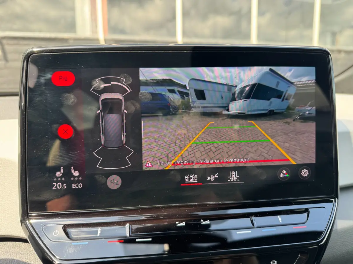 First Plus 58 kWh **CARPLAY + KEYLESS + CAMERA + THAAK**