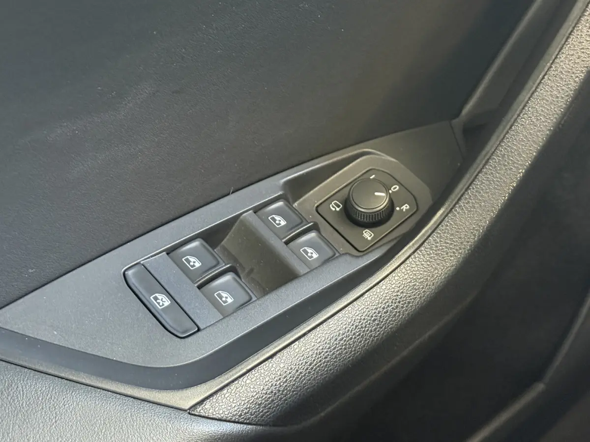 1.5 TSI Business Edition | Panoramadak | Apple Carplay | Stoelverwarming