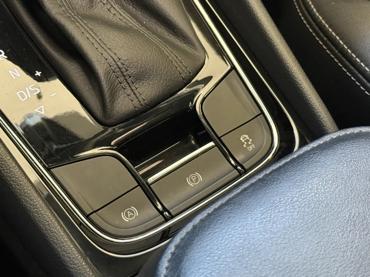 1.5 TSI Business Edition | Panoramadak | Apple Carplay | Stoelverwarming