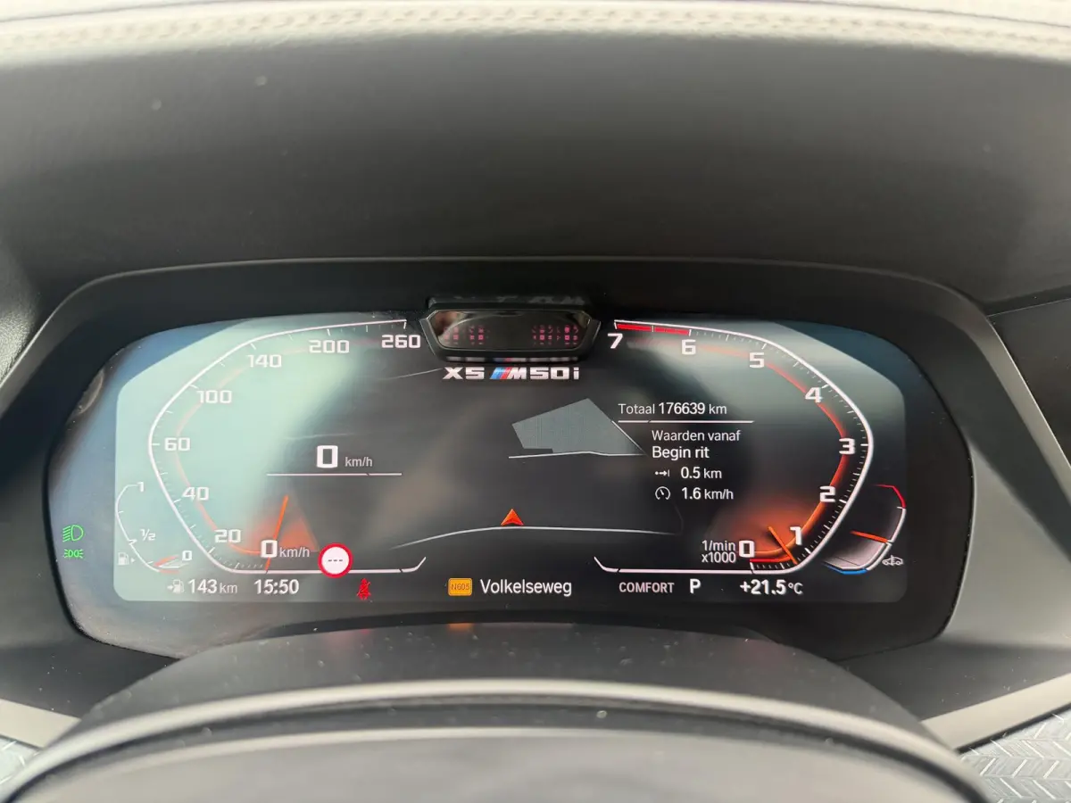M50i High Executive | M-Sport | Panoramadak | 360* Camera | Skylounge | Laser | Elektrische Trekhaak |
