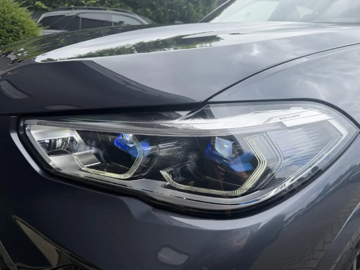 M50i High Executive | M-Sport | Panoramadak | 360* Camera | Skylounge | Laser | Elektrische Trekhaak |