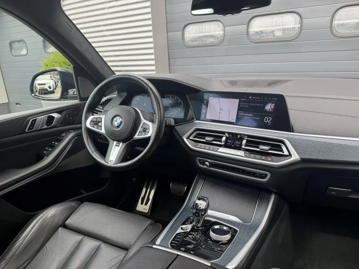 M50i High Executive | M-Sport | Panoramadak | 360* Camera | Skylounge | Laser | Elektrische Trekhaak |