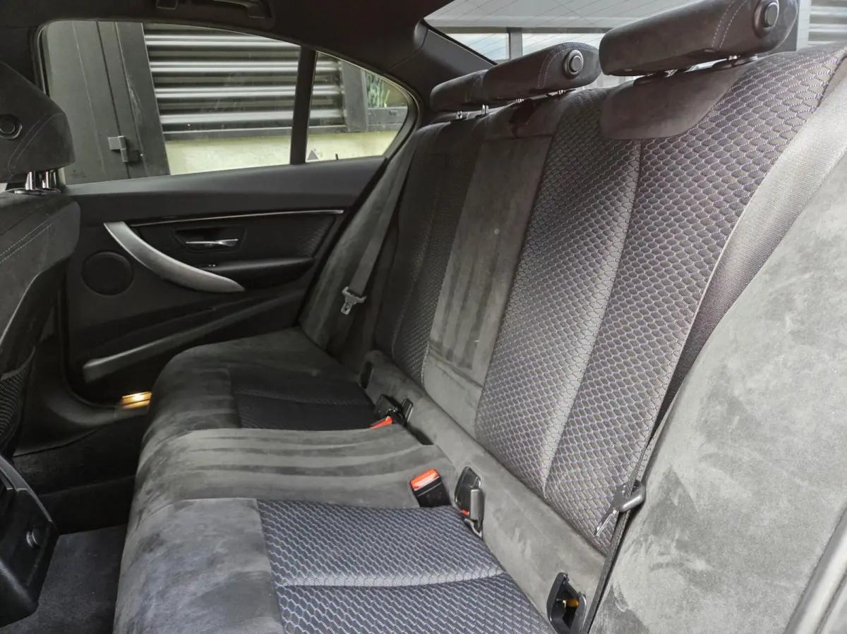 330e M-Sport | LED | NAVI | ALCANTARA | 19" VELGEN