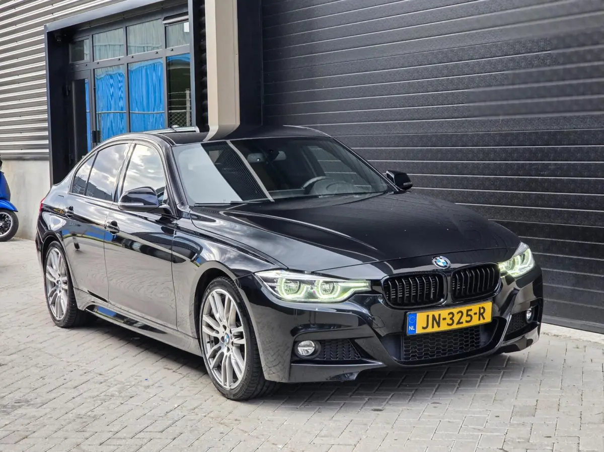 330e M-Sport | LED | NAVI | ALCANTARA | 19" VELGEN