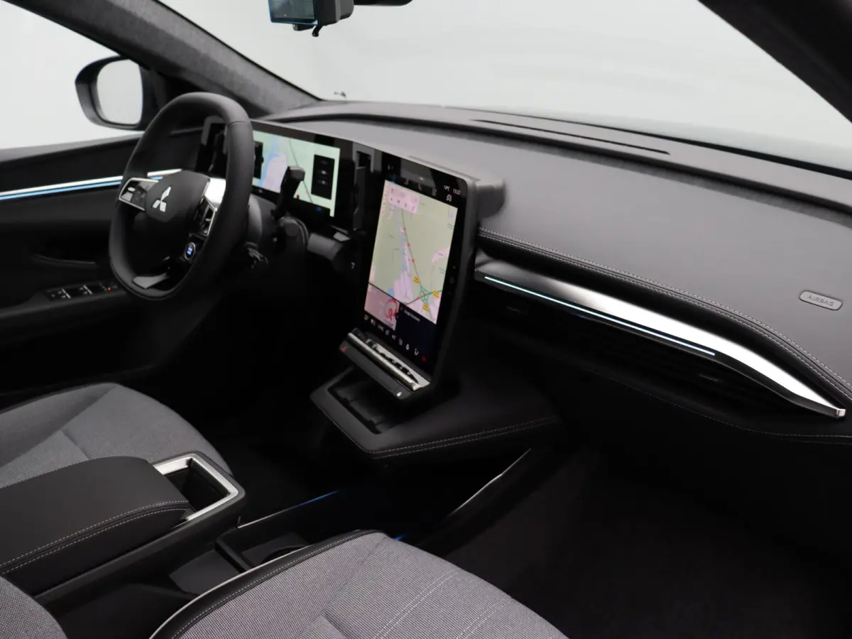 Business Edition 87 kWh | €5000,- KORTING! | Google Build-in | Elektrische Achterklep | Dakrails | Warmtepomp + Batterij Verwarming | Adaptieve Cruise Control | Keyless Entry | Privacy Gla