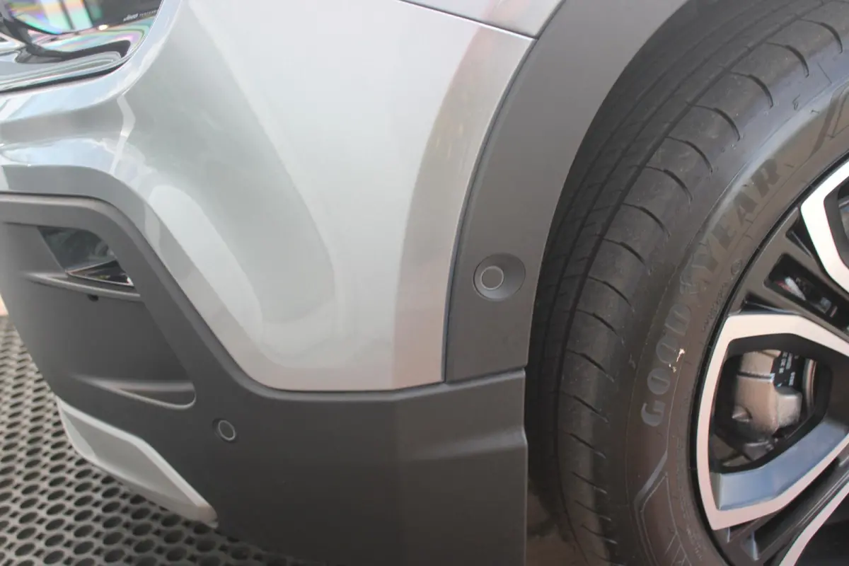 1.2 e-Hybrid 110PK SUMMIT | PANORAMA SCHUIF/KANTEL DAK | INFOTAINMENT & CONVENIENCE PACK: NAVIGATIE/VERKEERBORDENINFORMATIE/KEYLESS ENTRY EN START/HANDSFREE ELEKTRISCH BEDIENBARE ACHTERKLEP/
