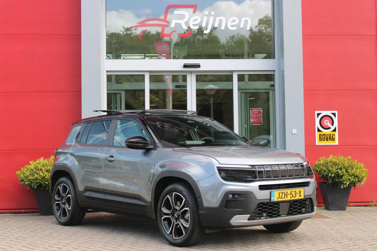 1.2 e-Hybrid 110PK SUMMIT | PANORAMA SCHUIF/KANTEL DAK | INFOTAINMENT & CONVENIENCE PACK: NAVIGATIE/VERKEERBORDENINFORMATIE/KEYLESS ENTRY EN START/HANDSFREE ELEKTRISCH BEDIENBARE ACHTERKLEP/