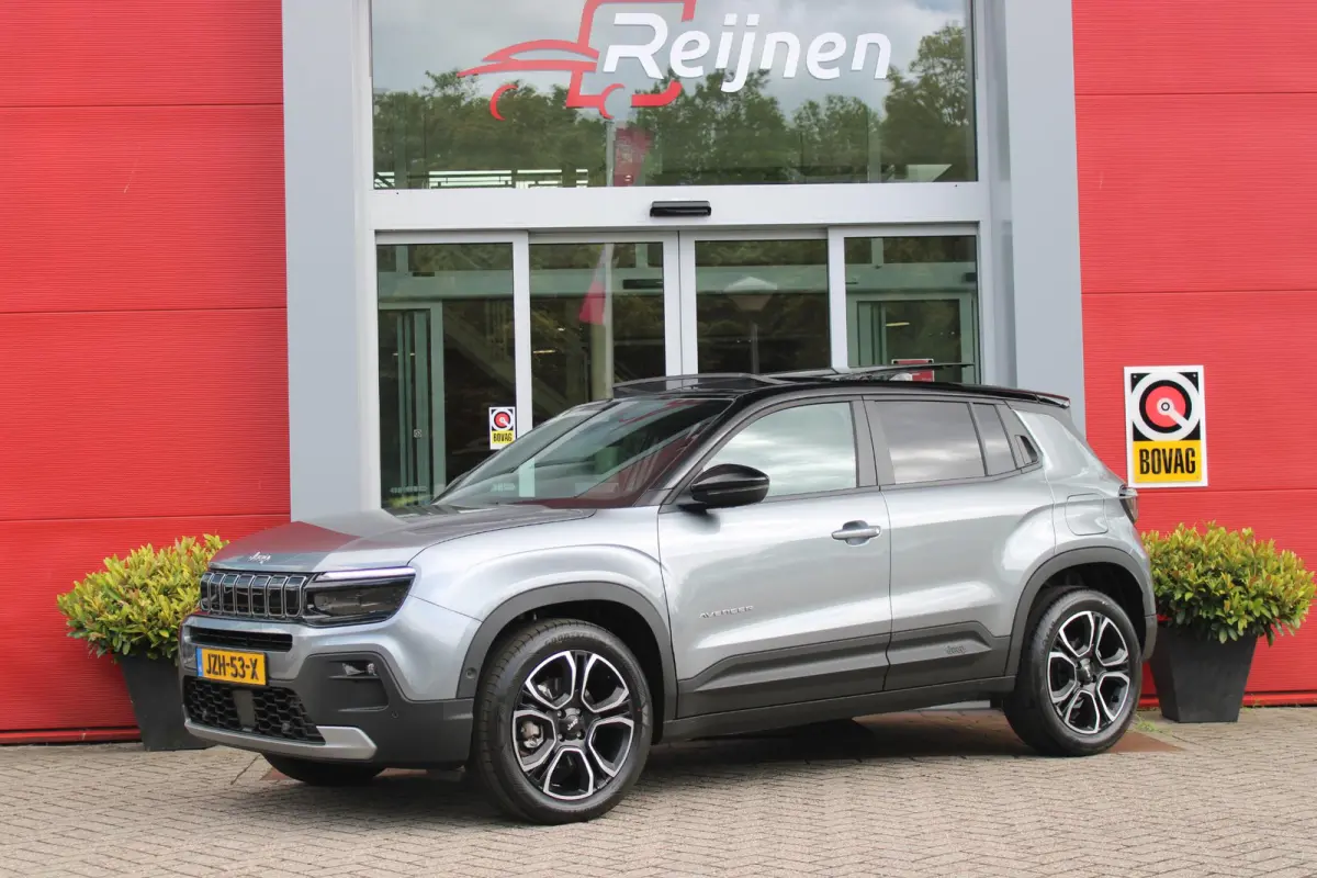 1.2 e-Hybrid 110PK SUMMIT | PANORAMA SCHUIF/KANTEL DAK | INFOTAINMENT & CONVENIENCE PACK: NAVIGATIE/VERKEERBORDENINFORMATIE/KEYLESS ENTRY EN START/HANDSFREE ELEKTRISCH BEDIENBARE ACHTERKLEP/