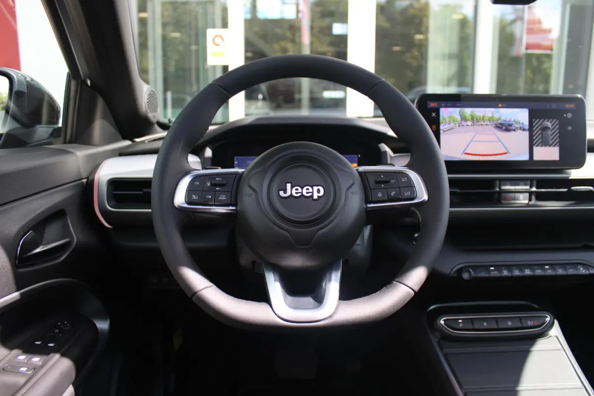1.2 e-Hybrid 110PK SUMMIT | PANORAMA SCHUIF/KANTEL DAK | INFOTAINMENT & CONVENIENCE PACK: NAVIGATIE/VERKEERBORDENINFORMATIE/KEYLESS ENTRY EN START/HANDSFREE ELEKTRISCH BEDIENBARE ACHTERKLEP/