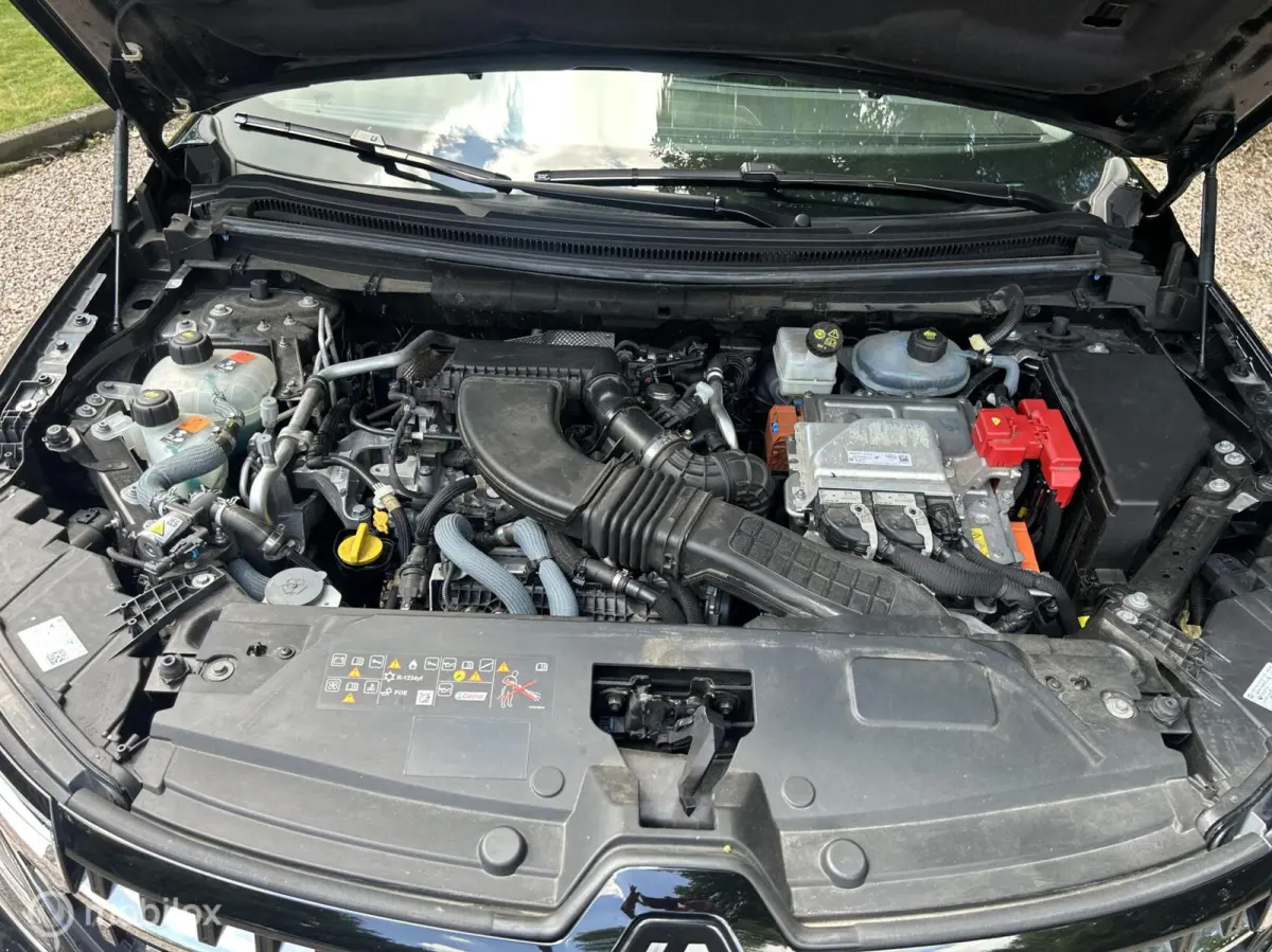 1.2 E-Tech full hybrid 200 iconic trekhaak 1eig