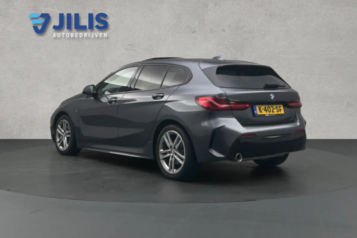 118i M-Sport | Panoramadak | Stoelverwarming | Lederen bekleding