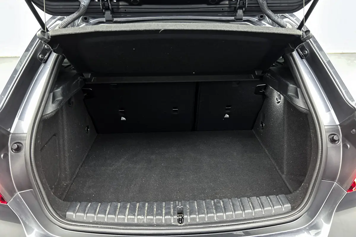 118i M-Sport | Panoramadak | Stoelverwarming | Lederen bekleding