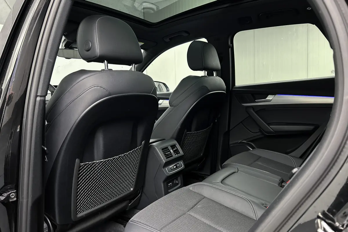 50 TFSI e S-line Quattro | Panoramadak | Matrix led | Camera | Stoelverwarming | Half lederen bekleding