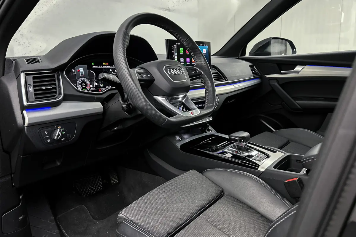 50 TFSI e S-line Quattro | Panoramadak | Matrix led | Camera | Stoelverwarming | Half lederen bekleding