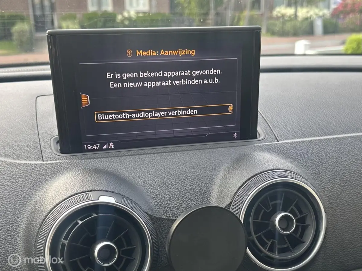 1.0 TFSI 115PK AUTOMAAT AIRCO NAVIGATIE PARKEERSENSOREN CRUISE CONTROLE