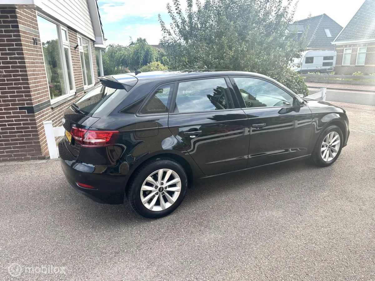1.0 TFSI 115PK AUTOMAAT AIRCO NAVIGATIE PARKEERSENSOREN CRUISE CONTROLE