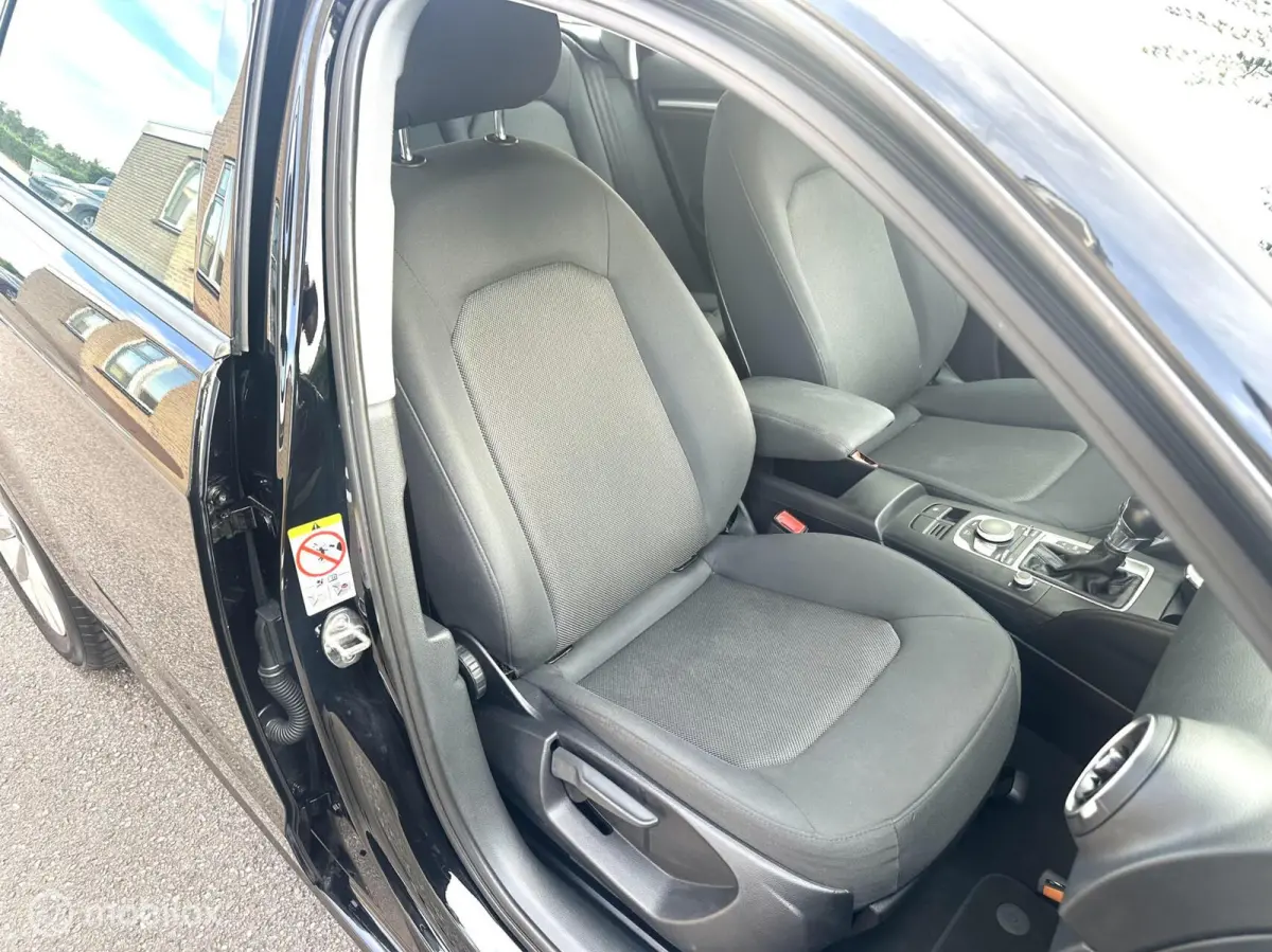 1.0 TFSI 115PK AUTOMAAT AIRCO NAVIGATIE PARKEERSENSOREN CRUISE CONTROLE