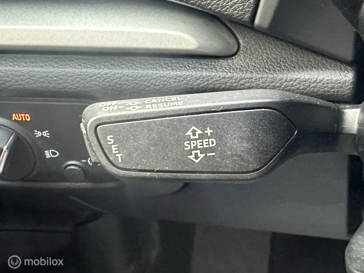 1.0 TFSI 115PK AUTOMAAT AIRCO NAVIGATIE PARKEERSENSOREN CRUISE CONTROLE