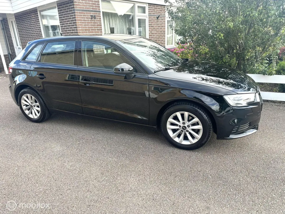1.0 TFSI 115PK AUTOMAAT AIRCO NAVIGATIE PARKEERSENSOREN CRUISE CONTROLE