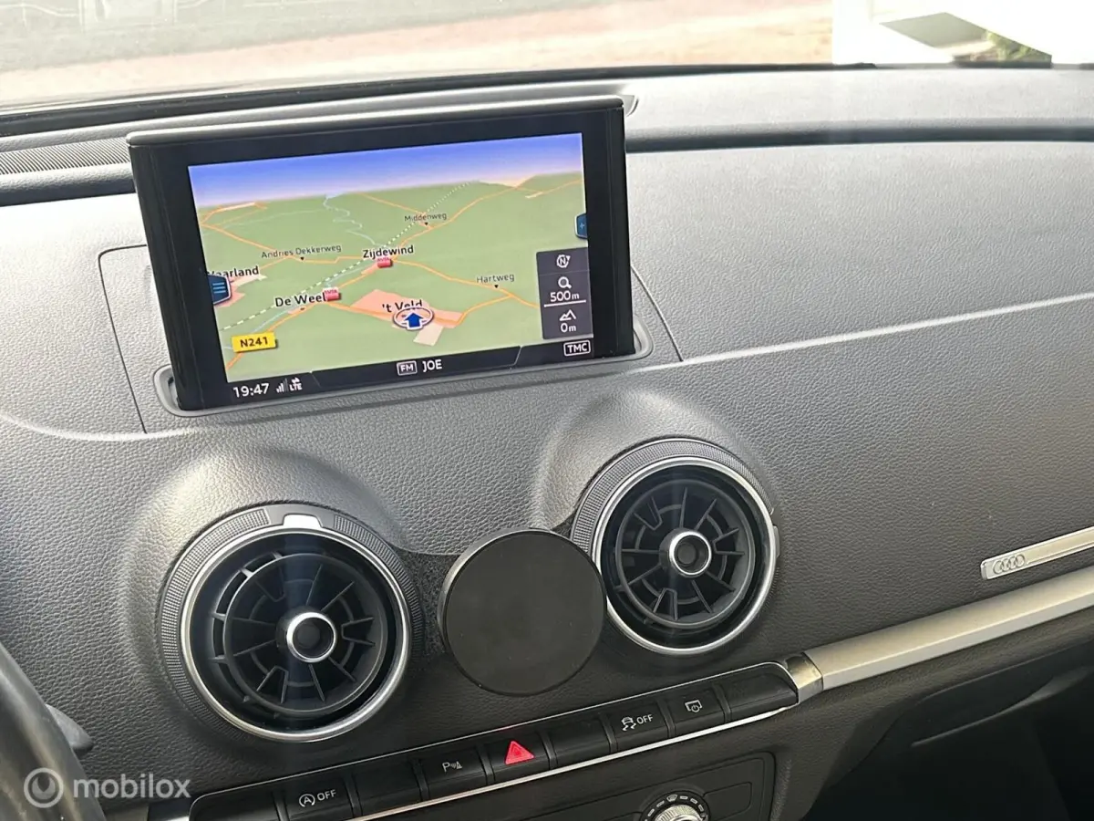1.0 TFSI 115PK AUTOMAAT AIRCO NAVIGATIE PARKEERSENSOREN CRUISE CONTROLE