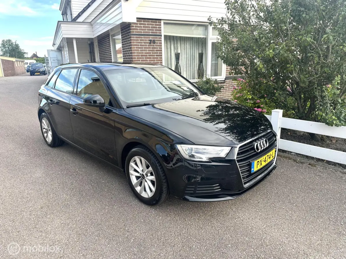 1.0 TFSI 115PK AUTOMAAT AIRCO NAVIGATIE PARKEERSENSOREN CRUISE CONTROLE