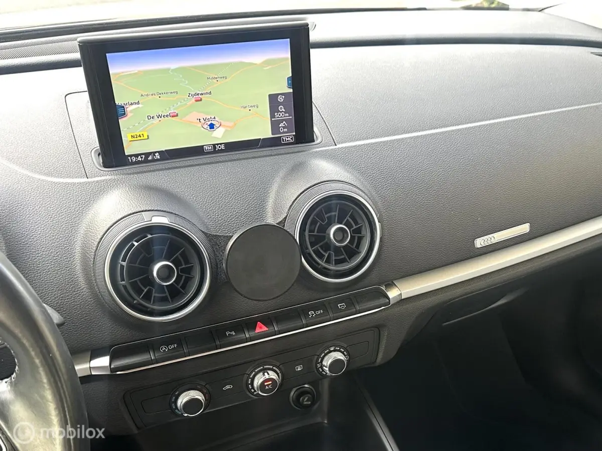 1.0 TFSI 115PK AUTOMAAT AIRCO NAVIGATIE PARKEERSENSOREN CRUISE CONTROLE