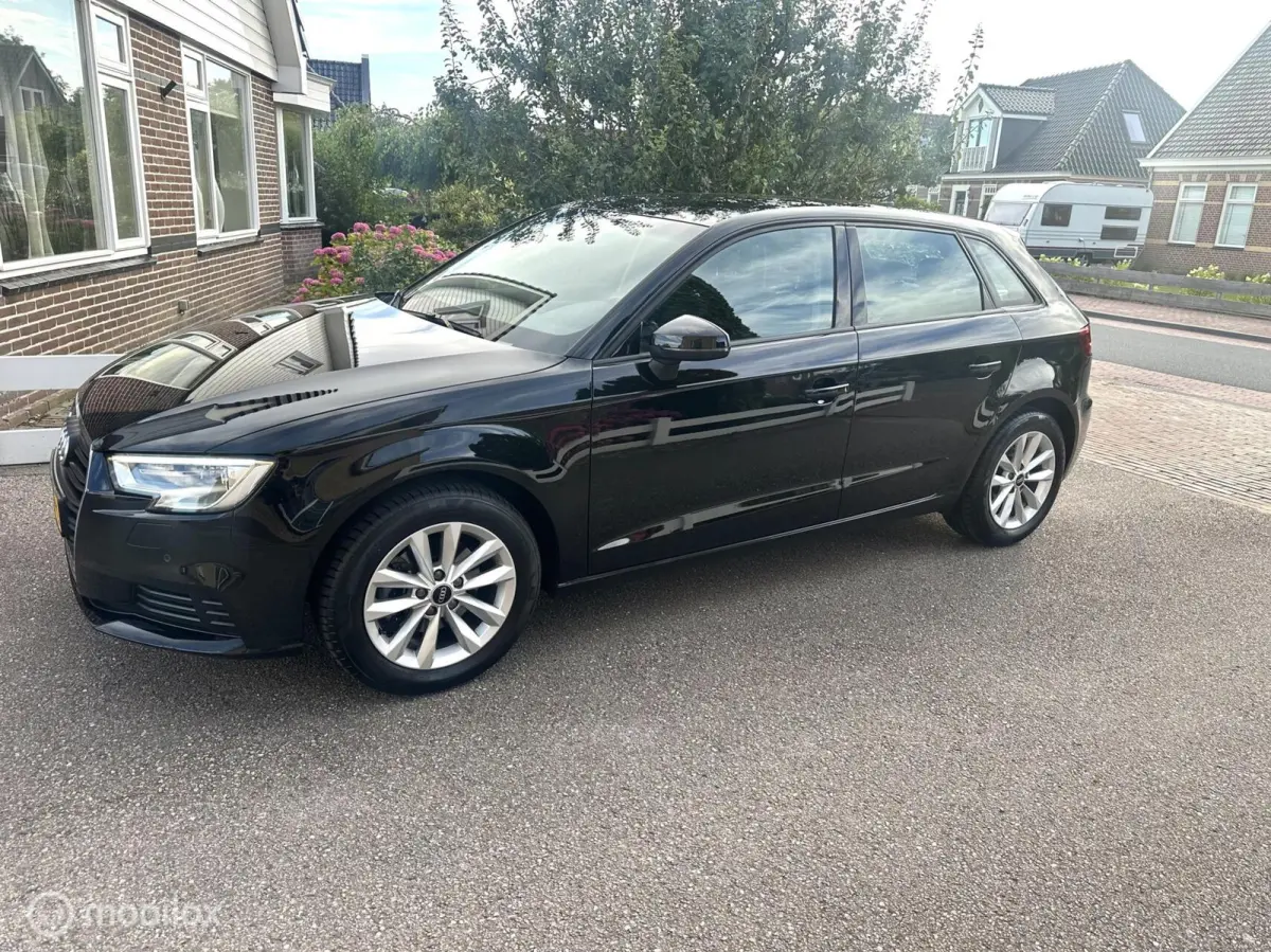 1.0 TFSI 115PK AUTOMAAT AIRCO NAVIGATIE PARKEERSENSOREN CRUISE CONTROLE