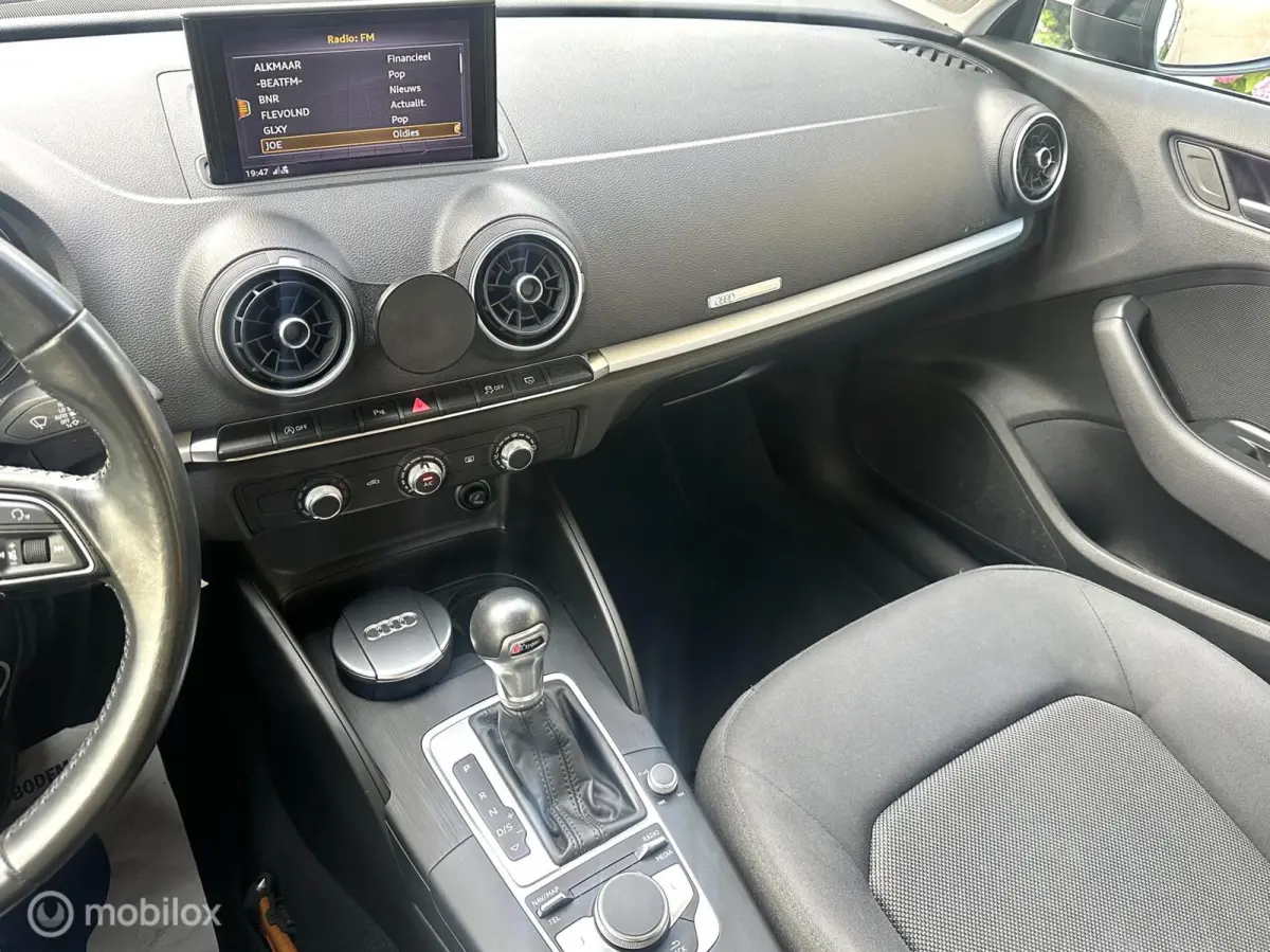 1.0 TFSI 115PK AUTOMAAT AIRCO NAVIGATIE PARKEERSENSOREN CRUISE CONTROLE