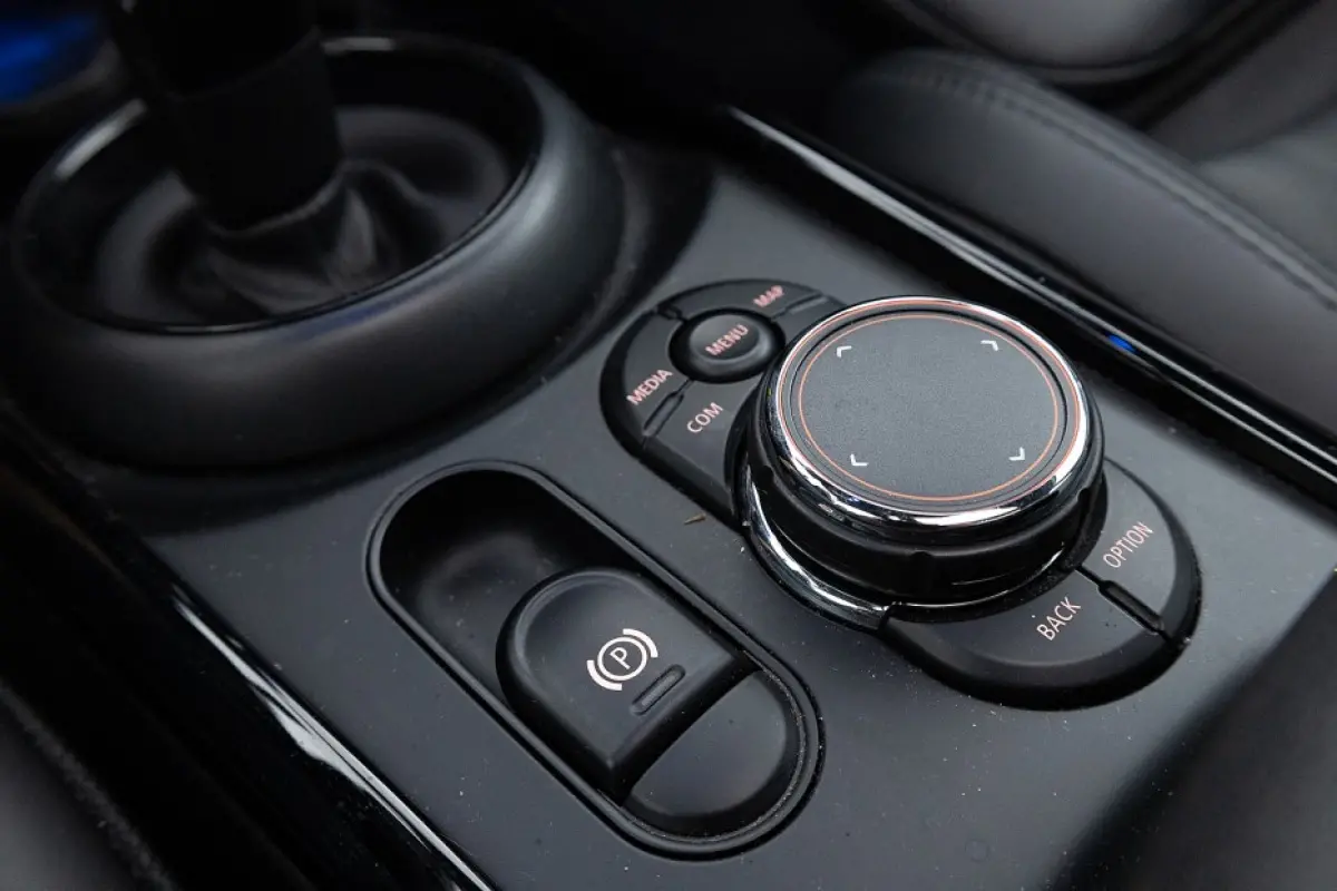 Mini 2.0 Cooper S Knightsbridge Edition | PANORAMADAK | harman/kardon | Head-Up