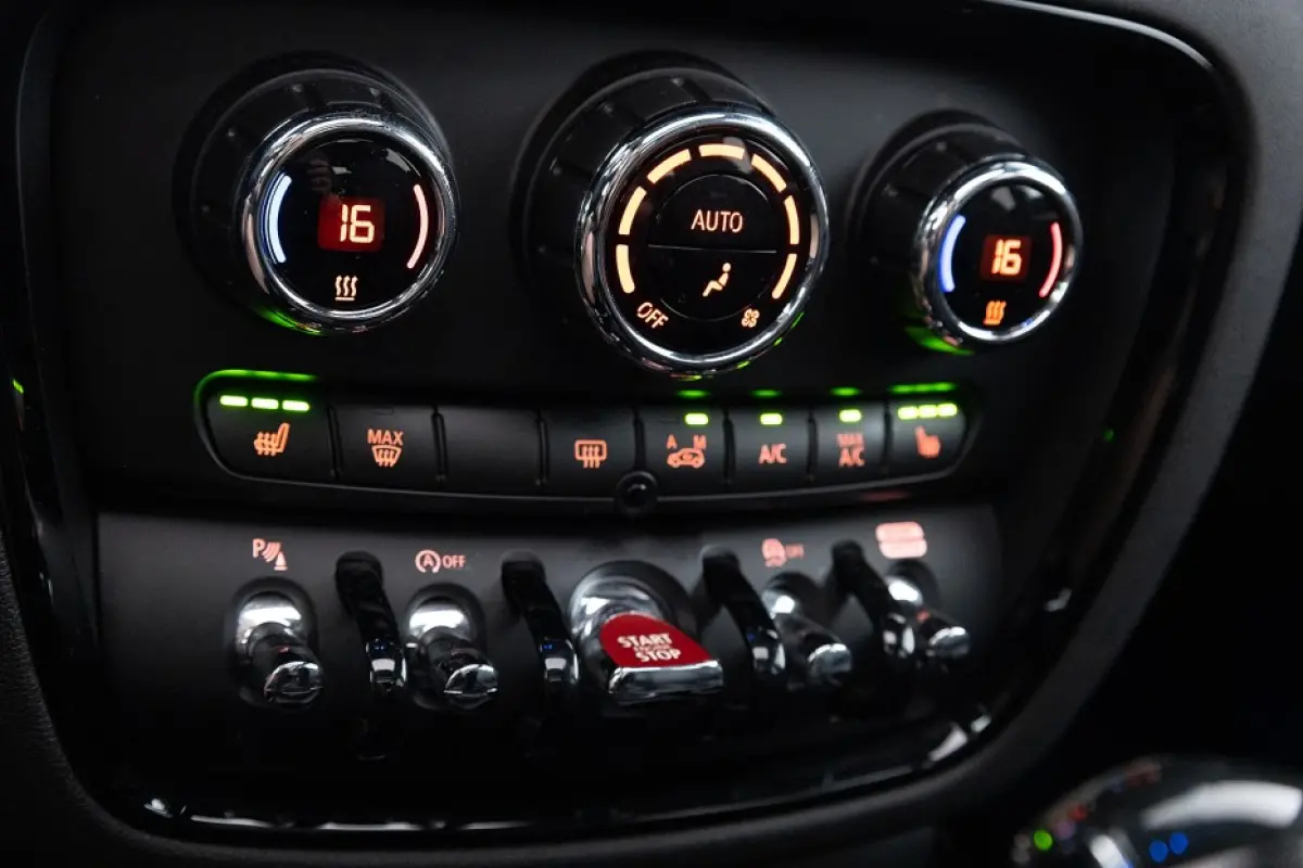 Mini 2.0 Cooper S Knightsbridge Edition | PANORAMADAK | harman/kardon | Head-Up