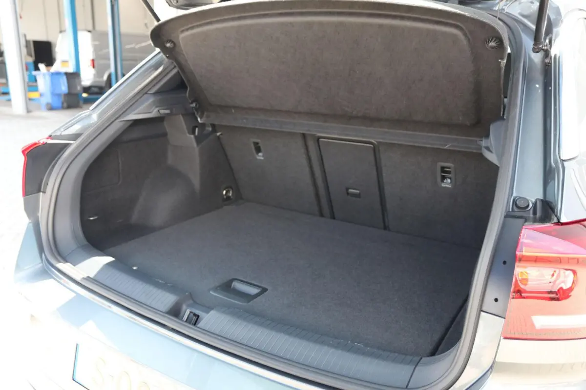 1.0 TSI 110pk R-Line | App Connect | Achteruitrijcamera | Cruise Control