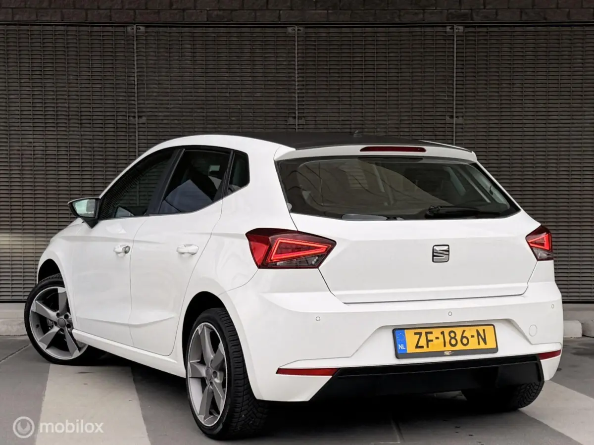 1.0 TSI FR Business Intense 116PK! | PDC |2xLed