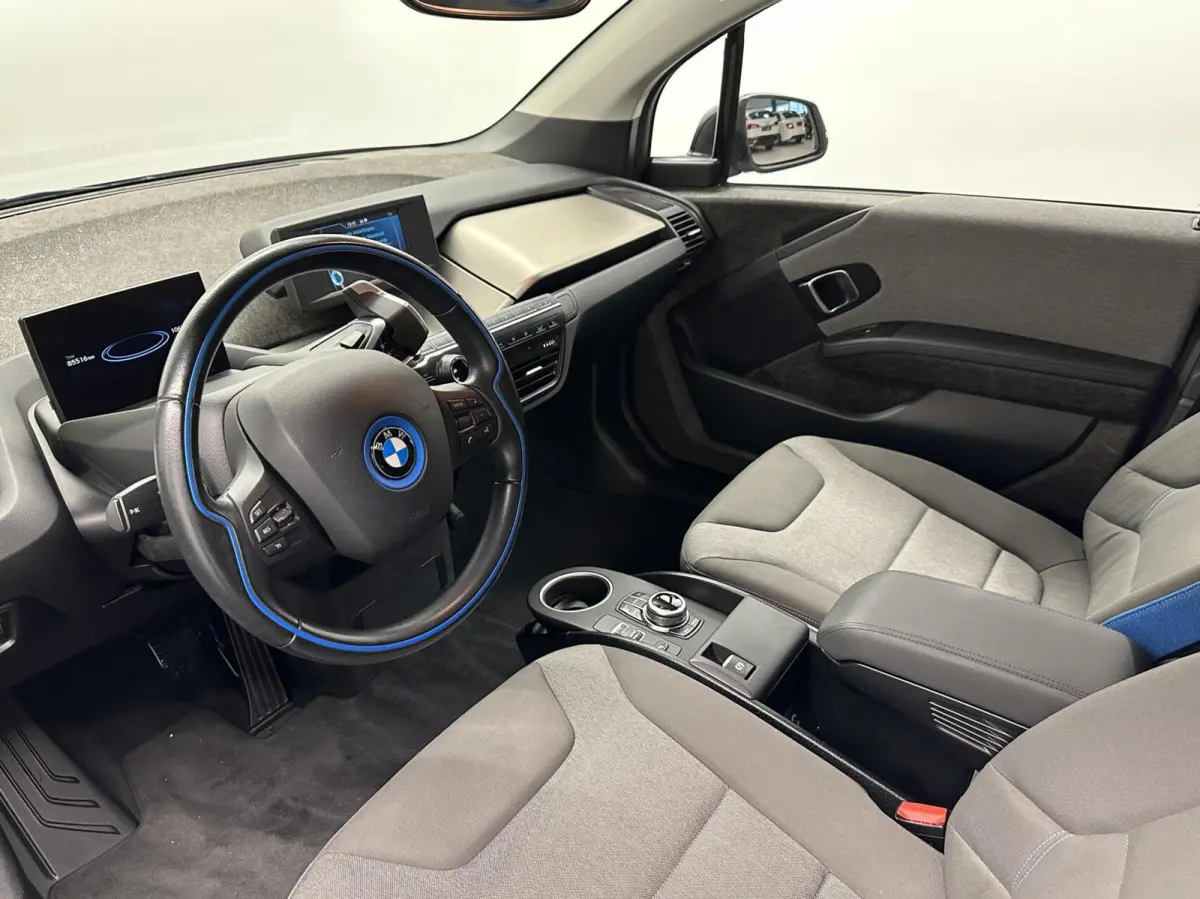 Basis iPerformance 94Ah 33 kWh Soh 87% CAMERA NAVI ECC CRUISE.