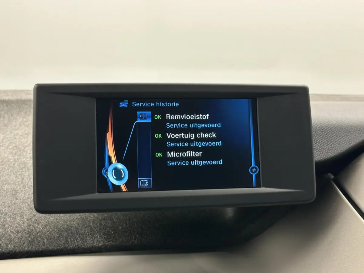 Basis iPerformance 94Ah 33 kWh Soh 87% CAMERA NAVI ECC CRUISE.