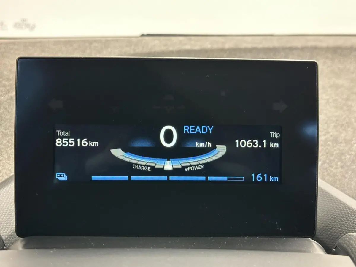 Basis iPerformance 94Ah 33 kWh Soh 87% CAMERA NAVI ECC CRUISE.