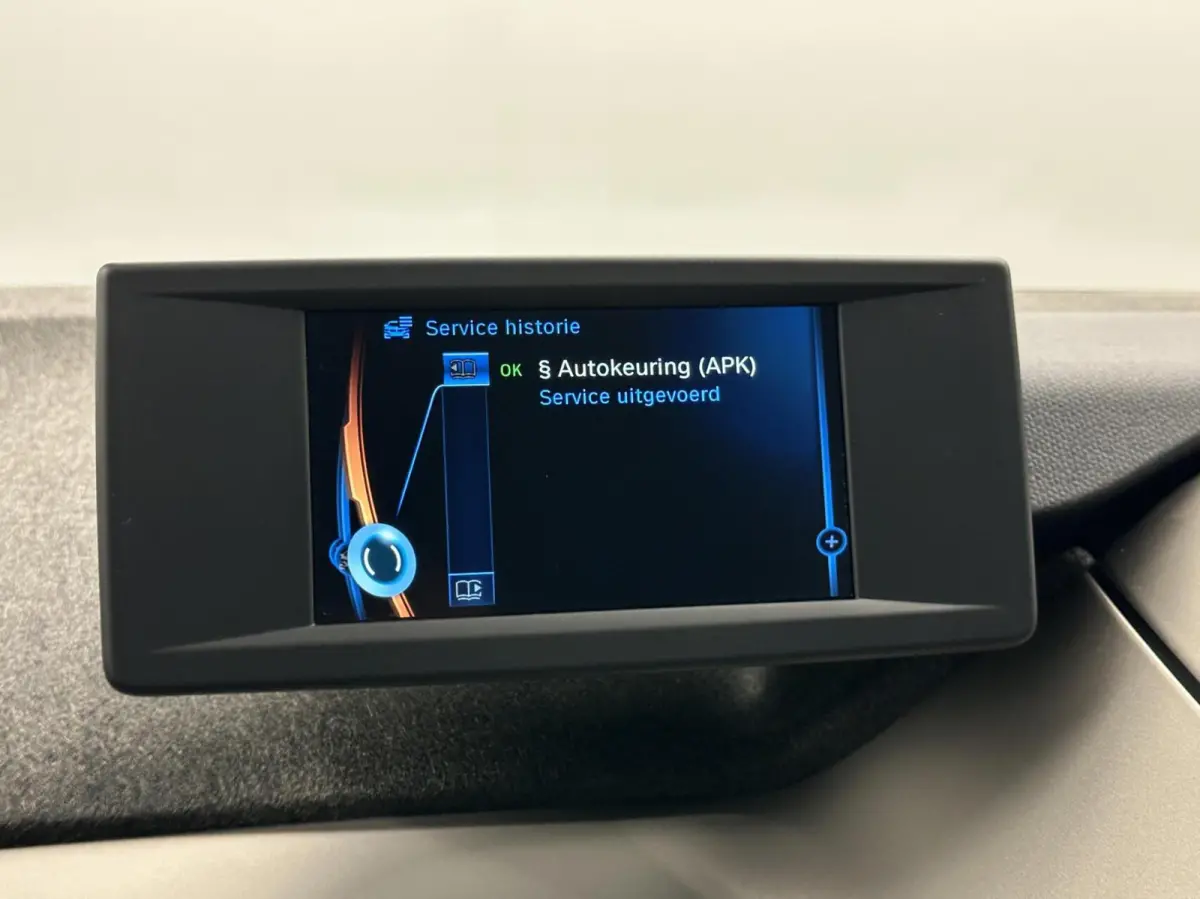Basis iPerformance 94Ah 33 kWh Soh 87% CAMERA NAVI ECC CRUISE.