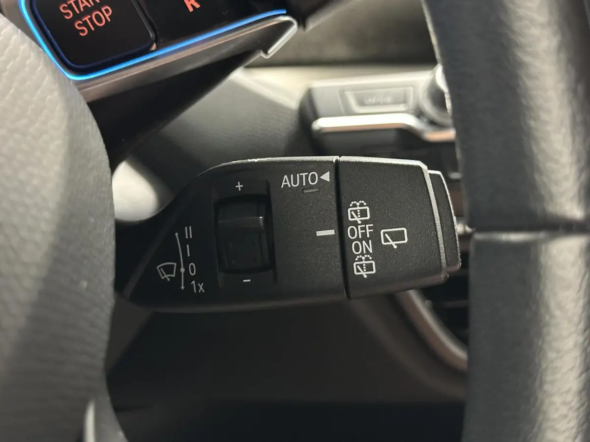 Basis iPerformance 94Ah 33 kWh Soh 87% CAMERA NAVI ECC CRUISE.