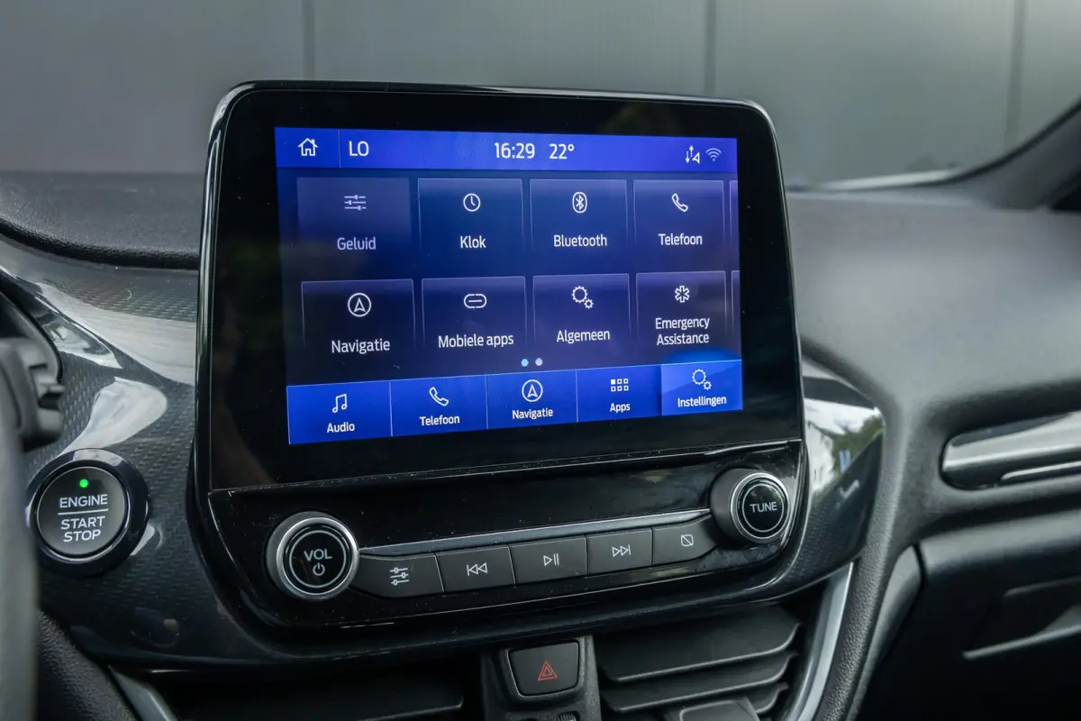 1.0 EcoBoost ST-Line X | 100% dealer o.h. | Adaptieve cruise | LED verlichting | Dodehoek detectie | Keyless | Camera | Winter-pack | B&O Adio incl. DAB | Privacy-glass