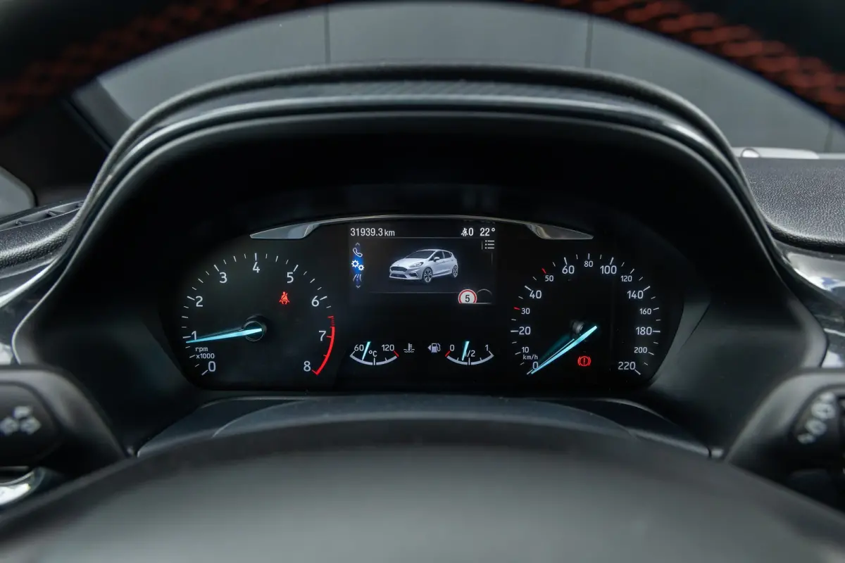 1.0 EcoBoost ST-Line X | 100% dealer o.h. | Adaptieve cruise | LED verlichting | Dodehoek detectie | Keyless | Camera | Winter-pack | B&O Adio incl. DAB | Privacy-glass